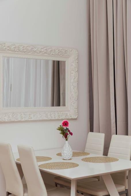 Modern Stylish Comfortable 2 Bedroom Apartment Wien Exterior foto