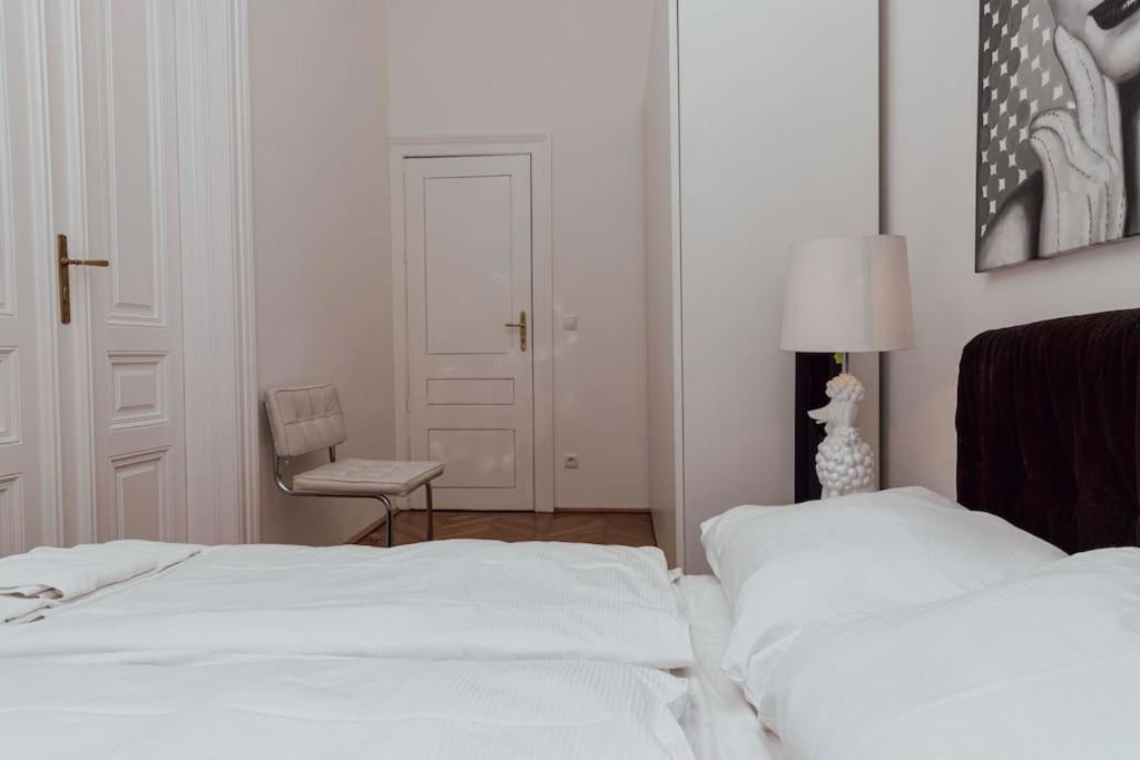 Modern Stylish Comfortable 2 Bedroom Apartment Wien Exterior foto