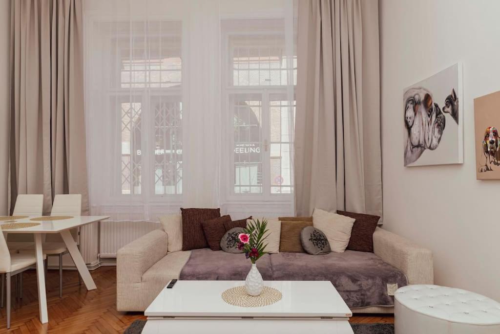 Modern Stylish Comfortable 2 Bedroom Apartment Wien Exterior foto